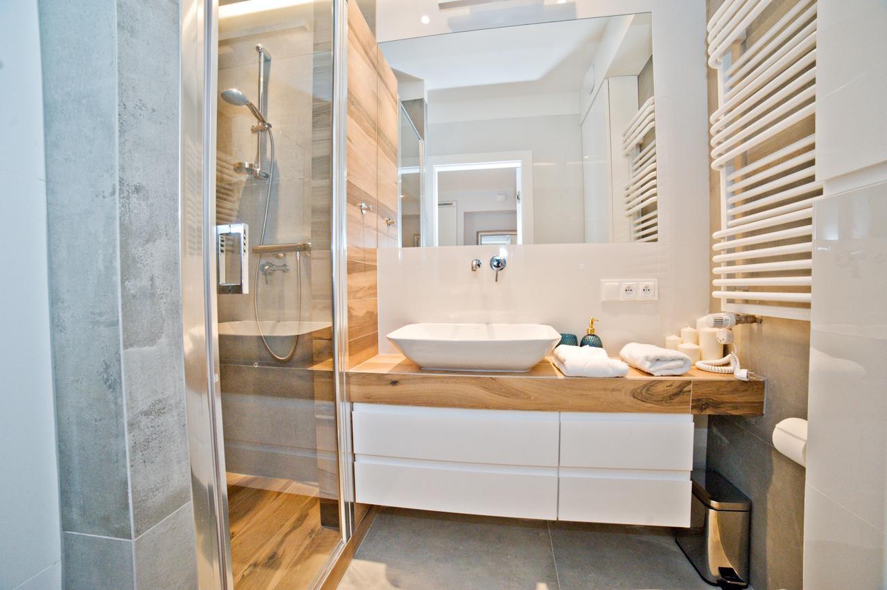 Grand Apartments Tartaczna Deluxe Gdańsk Exteriör bild